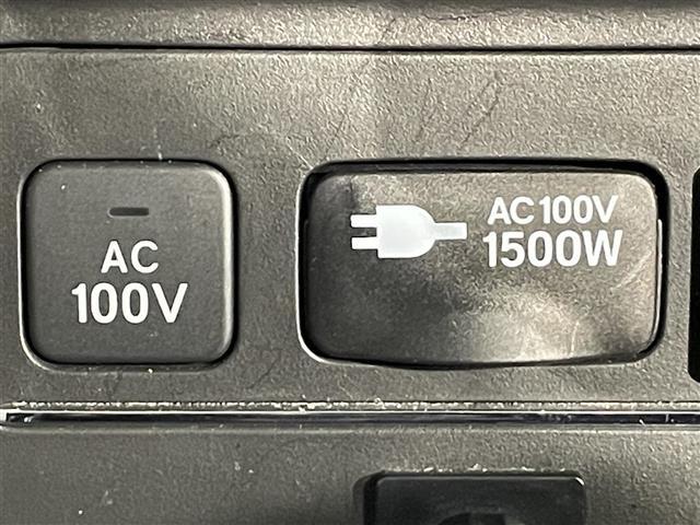 【AC100V/AC100W】電化製品などの電子機器をコンセントに繋いで使用することが可能です！！キャンプなどのアウトドア時に非常に便利です♪