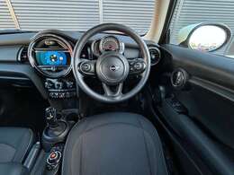 遠方のご納車の際も我々がしっかりサポートさせて頂きます。お気軽にスタッフまでご相談下さい。