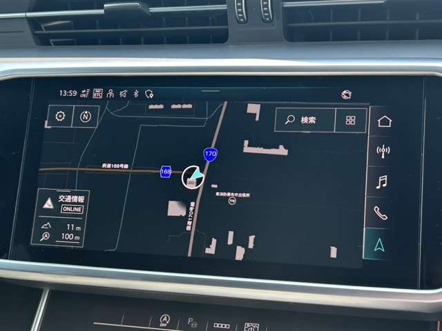 ●MMIナビゲーション『高解像度カラーディスプレイに、Bluetooth（R）接続によるハンズフリー通話機能を搭載しています。』