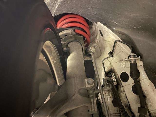 カーセンサーを見て電話しましたとお伝え下さい。0078-9711-254277までお気軽にお電話下さい。全国納車可能です。納車方法に関してもお気軽にご相談ください。