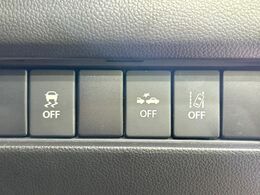 【スズキ　セーフティサポート】走行中に前方の車両等を認識し、衝突しそうな時は警報とブレーキで衝突回避と被害軽減をアシスト。より安全にドライブをお楽しみいただけます。