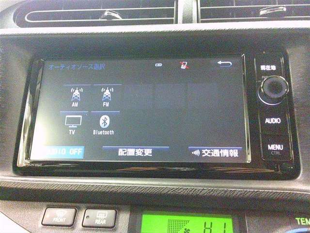 嬉しい装備です♪フルセグTV・DVD再生・Bluetoothオーディオに対応しています！！