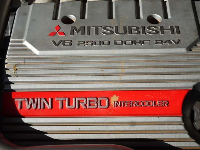 6A13　V6　2500CC　INTERCOOLER　TWIN　TURBOエンジン！！260PS/5500rp(カタログ値)、35.0kg-m/4000rpm(カタログ値)