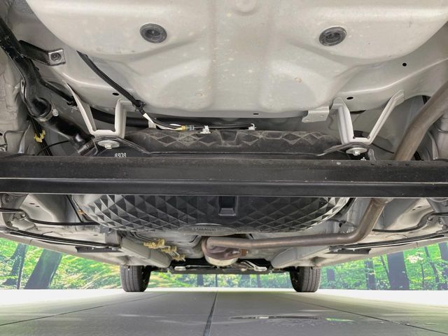 下回りがきれいなうちに、防錆加工の施工がオススメ。降雪地域はもちろん、沿岸部にお住いの方や、趣味でマリン・ウィンタースポーツをされる方にご好評いただいております。