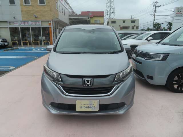 前からの外装の画像です！下取り車だから出来る低価格！