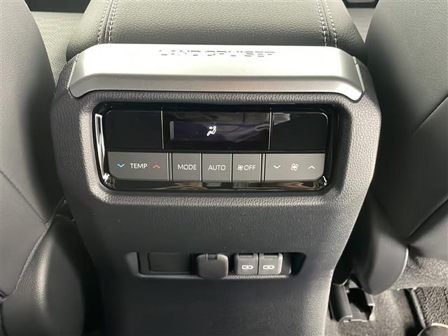 【運転席操作部】快適なドライブを楽しむための機能が装備されています！運転席から触れるので、使いやすいです！除菌プランいれていただくと、さらに清潔で安心していただけます！