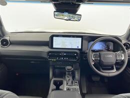 【インパネ全体】全方位で視界が広く、高い目線で運転もしやすいです！◆乗って触って体感してみてください！！当社車両は試乗可能です！お気軽にスタッフまでご相談ください！