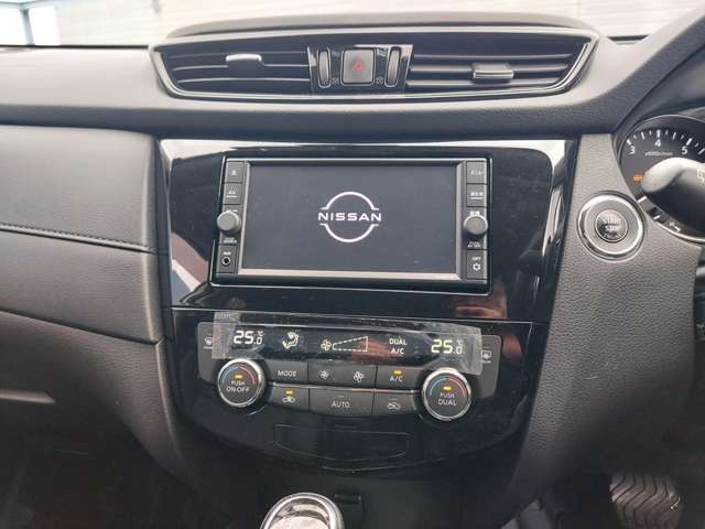 ナビ付きで迷わず安心♪休憩中はTVもご覧になれます！