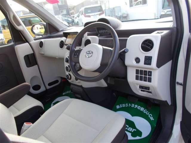 車内はクリーニングさせて頂いております。