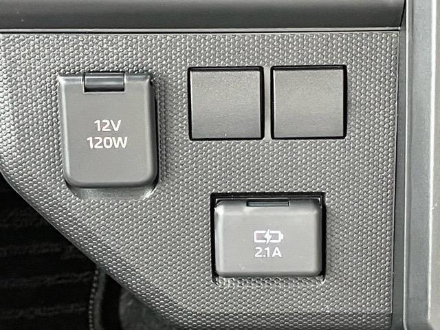 みんなで使えるCVT車です！シンプル操作ですぐに乗り慣れますね＾＾