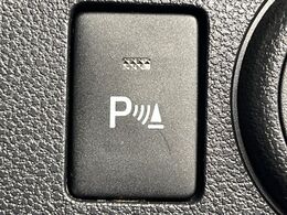 【コーナーセンサー】バンパーに付いたセンサーが障害物を検知！一定の距離に近づくとアラートで教えてくれます♪狭い駐車スペースや車庫入れ時も安心ですね☆