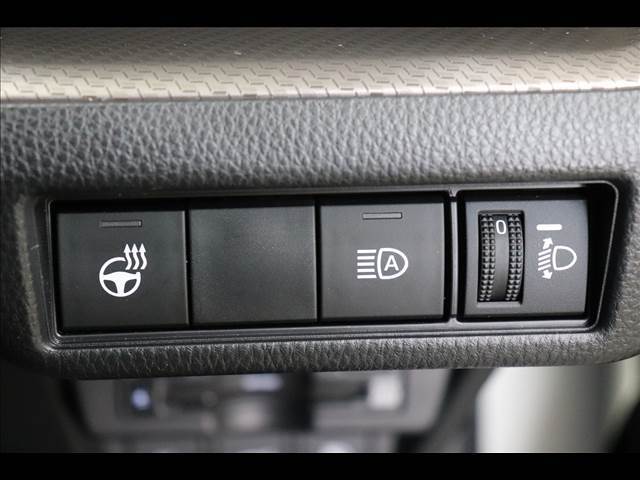 ◆自動車登録業務につきましても、従来は外部の行政書士にアウトソーシングすることが多い業務ですが、自社行政書士が行い費用を軽減しております！