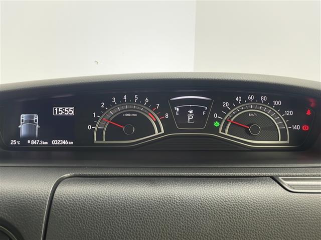 【スピードメーター】メーターがシンプルで見やすく運転しやすいですね！