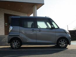 納車前にはもう一度入念にシート専用機械を使ってシート除菌行いますのでご安心下さい♪