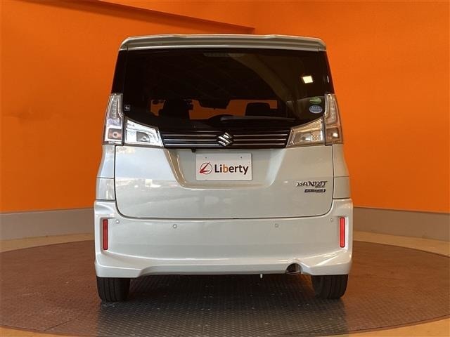 ■□■□■ アフターサービスもお任せ下さい！！ 自社整備工場を完備しております！！ 国土交通省指定整備工場なので車検も最短45分で終わります♪■□■□■