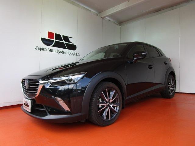 スタイリッシュなデザインにジェットブラックマイカのボディーカラーがカッコいい！