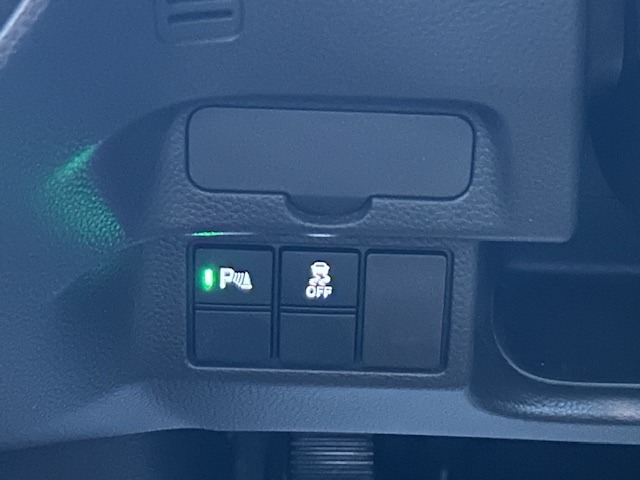 運転席操作部スイッチの画像です。