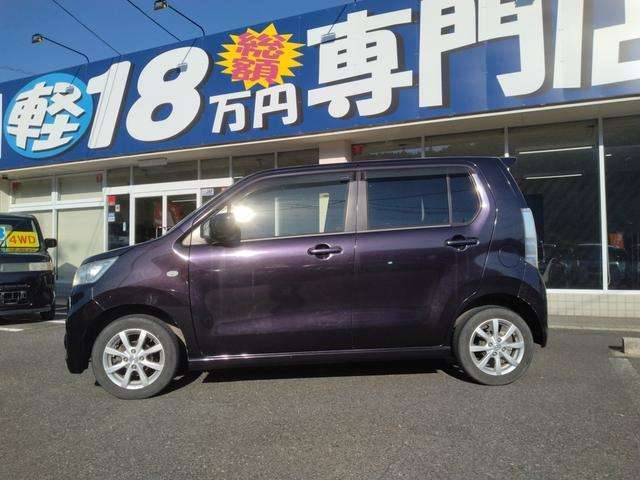 小傷などはありますが、大きなへこみなどはありません。じっくり現車確認していただけるよう、ご準備いたします！