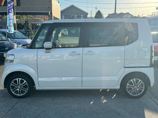 当社店頭下取り車☆オークション仕入れの中間マージンをカットしたダイレクト販売で高品質車を低価格にてご提供しております☆