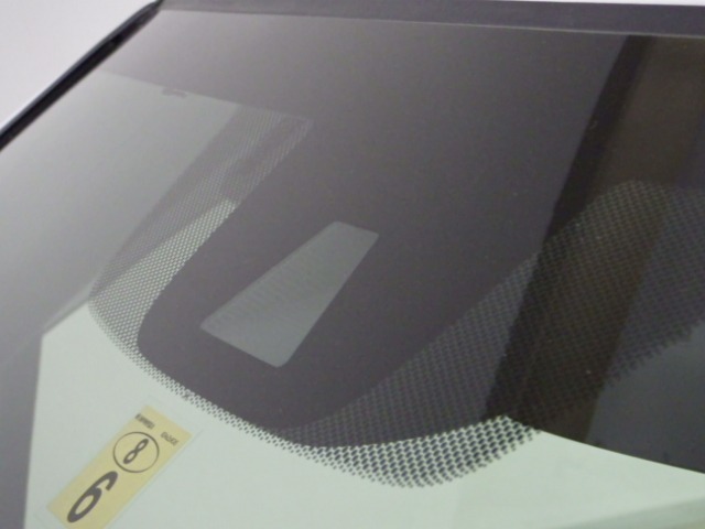 【Honda SENSING】衝突被害軽減ブレーキ〈CMBS〉、ACC〈アダプティブ・クルーズ・コントロール〉、LKAS〈車線維持支援システム〉、誤発進抑制機能、等で安全運転のサポートをします！
