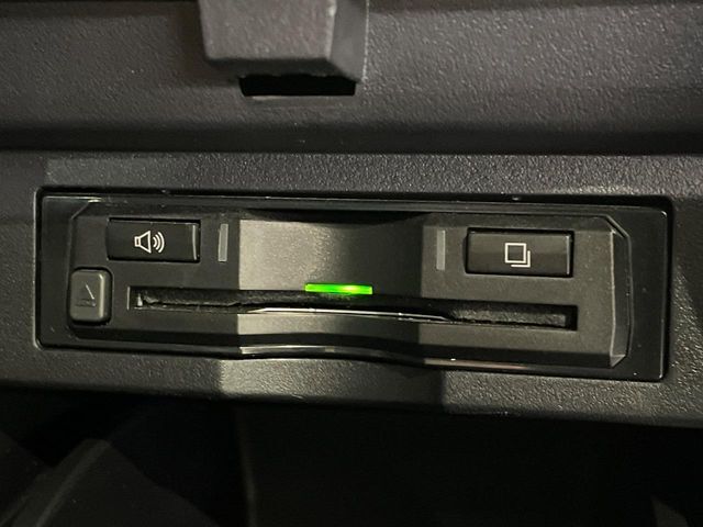 【ETC】高速道路の料金所をストレスなく通過！話題のスポットやサービスエリアに多い「スマートIC」利用時は必須のアイテムです。当店でセットアップを実施、ご納車当日からすぐにご利用いただけます！