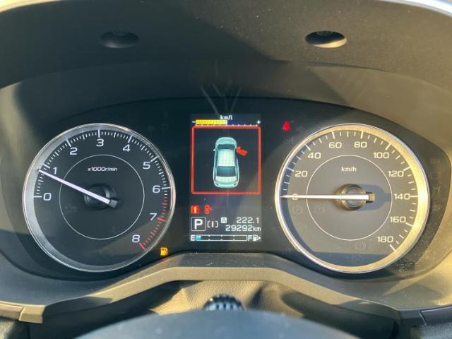 WECARSの展示場では実際に見て、触ってお車をお選びいただけます！知識の豊富な営業スタッフが様々なカーライフをご提案いたします！