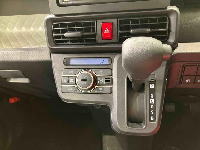 納車前にはプロのメカニックが、各部の点検を行います。ディーラーにしか出来ない品質、そしてサービスできっと満足していただけると思います！