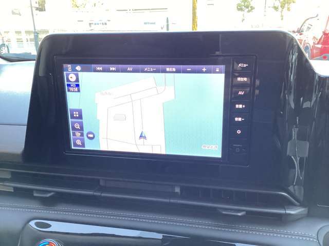 ●フルセグTV付メモリーナビ●納車後すぐの遠出もOK！初めての道路もこれがあれば安心です！仕事もプライベートもこれでバッチリ！！