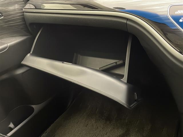 ☆整備工場・鈑金工場併設店舗☆ 車検・12検・オイル交換・板金など・・おクルマ購入後のアフターサポートも当店にお任せください！！