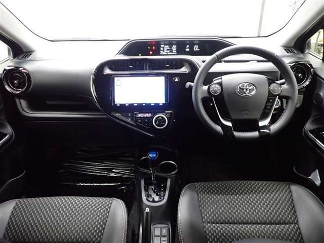 操作性のいいコックピット周り