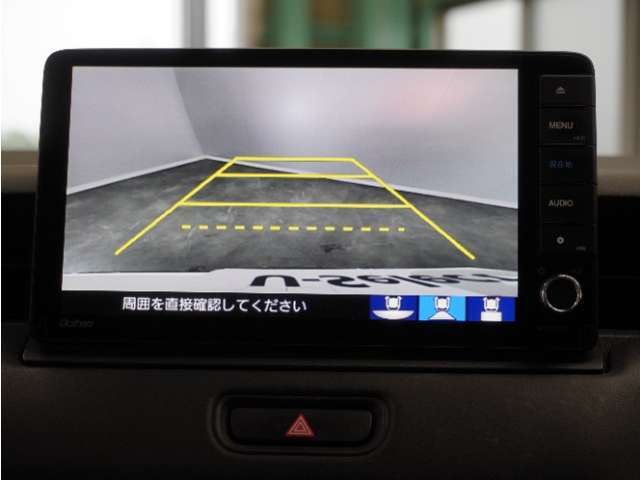 ◆バックカメラ◆リバースにするだけで映ります、後方の安全確認や、狭い駐車場での車庫入れ、雨の日や夜間など視界の悪い時に便利です！安全にバックする為には欠かせない装備です。