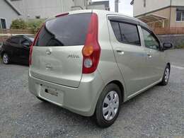 人件費や固定費を削減することで、中古車を安く提供しております。場所は大野城のハンズマンさんの近くです。どんな車でも下取りさせて頂きますのでご来店お待ちしております。