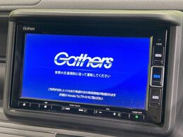 【純正ナビ】人気の純正ナビを装備。オーディオ機能も充実しており、Bluetooth接続すればお持ちのスマホやMP3プレイヤーの音楽を再生可能！毎日の運転がさらに楽しくなります！！