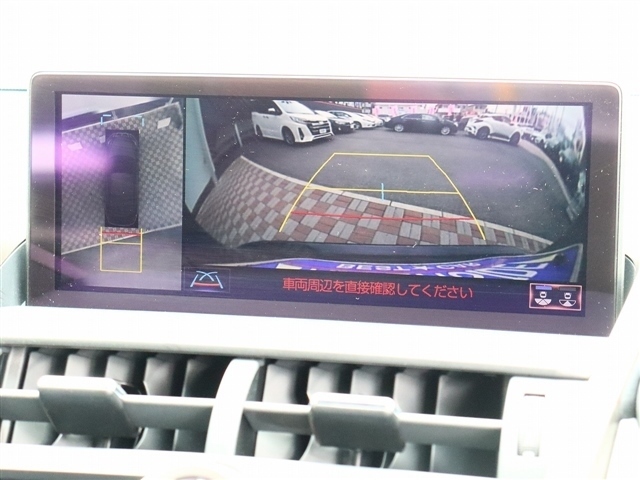 各店舗には在庫のカテゴリーやコンセプトに応じたプロを配置。お客様のご利用シーンやご要望をお聞かせ下さいませ。