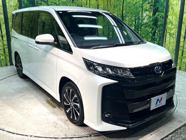 大好評のボディコーティング「弾スプラッシュコート」もご納車までに施工可能。通常のガラスコートと異なる、耐久年数6年の無機質ガラスコーティングが、ボディをキレイな状態に保ってくれます。