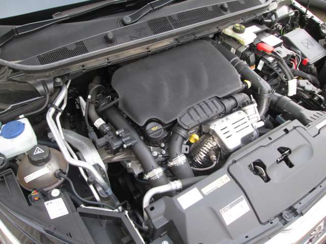 軽やかに加速する1.2Lタ-ボエンジン