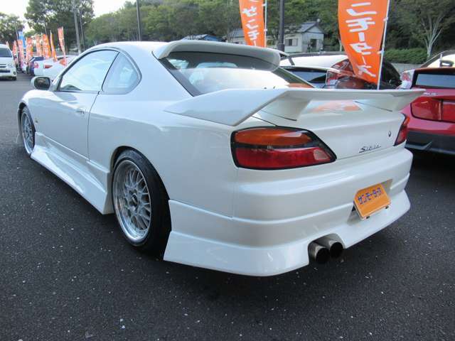 万が一の緊急トラブルに備えて積載車、代車もご準備しております。