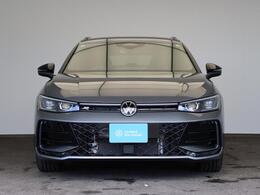フォルクスワーゲンを知り尽くしたスペシャリストが、診断機を利用してチェックを行いますます。