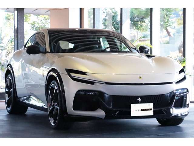 正規ディーラー車　2025年モデル　Ferrari　 プロサングエ 左ハンドル　ビアンコフジ(特注カラー)/ネロ(特注カラー)