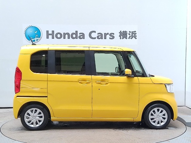 全長339cm、幅147cm、高さ179cmのお車になります。