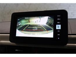 駐車が苦手な方も、そうでない方も、大変に便利なバックモニターを搭載しております！