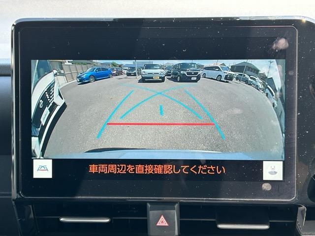 【　バックカメラ　】便利なバックカメラ装備で安全確認を頂けます。駐車が苦手な方にもオススメな便利機能です♪