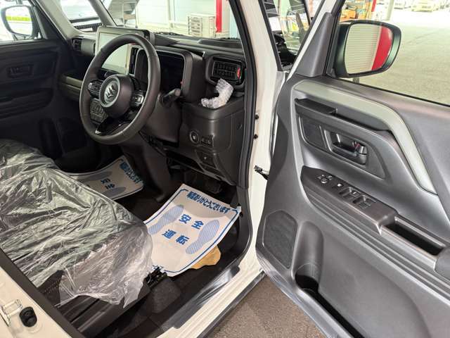 自家用自動車のみならず事業用の商用車も取り扱っておりますので何なりとお申し付け下さい！