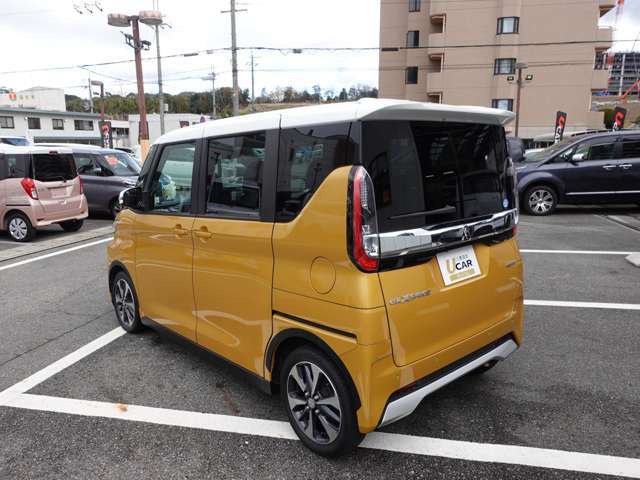 便利なオートスライドドア！隣の車との間隔が狭い駐車場でも安心してドアの開閉が出来ます！