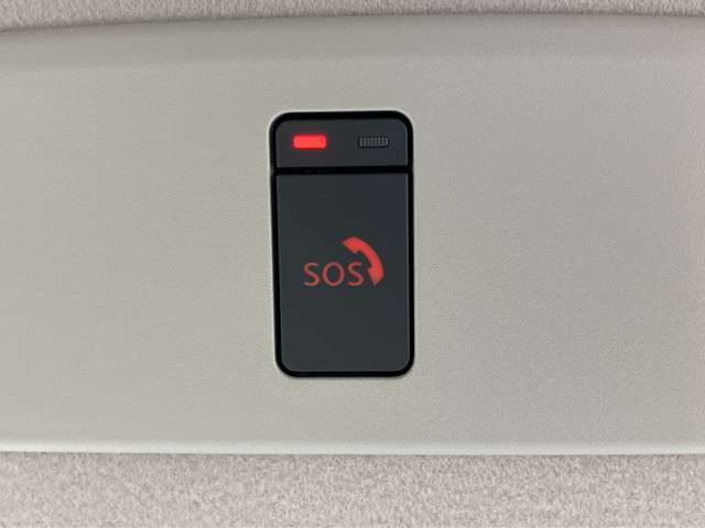 【SOSコール】事故などの緊急時、専用のオペレーターとつながります。あおり運転を受けた時にも通報できます。