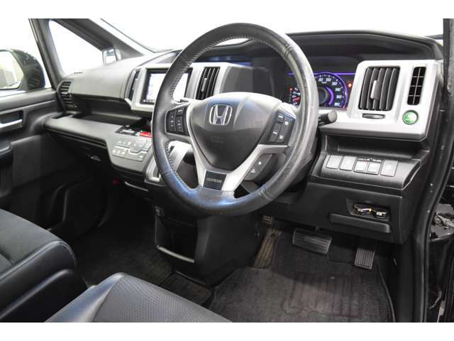 全車しっかりクリーニングをおこなってからお渡し致します！