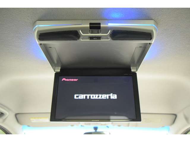 リア席モニター付き！！快適な移動空間です♪