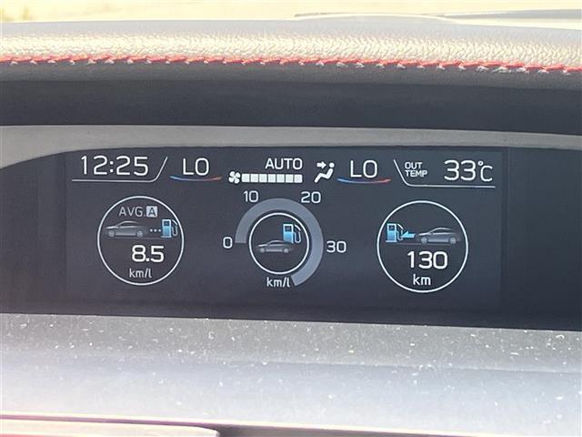 納車前に内外装のクリーニングをいたします。各種コーティング（別途有料）もご用意しておりますので、是非ご相談ください。