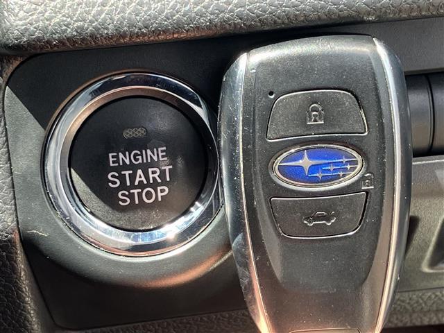 納車前に内外装のクリーニングをいたします。各種コーティング（別途有料）もご用意しておりますので、是非ご相談ください。