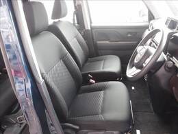 純正ナビフルセグ☆Bluetooth☆Bモニター☆ドラレコ☆USB電源☆両側パワスラ☆クルコン☆ミラーウインカー☆オートライト☆アイドリングストップ☆プッシュスタート☆VSC☆禁煙車★試乗予約承り中★